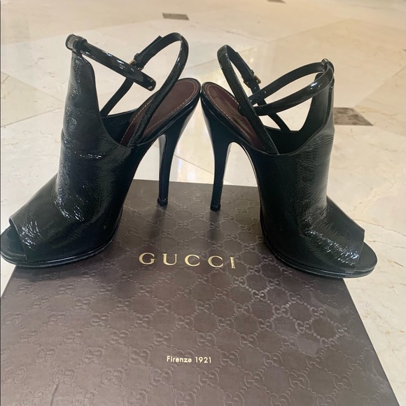 Gucci Black Patent Leather Ankle Strap Booties - Picture 4 of 6